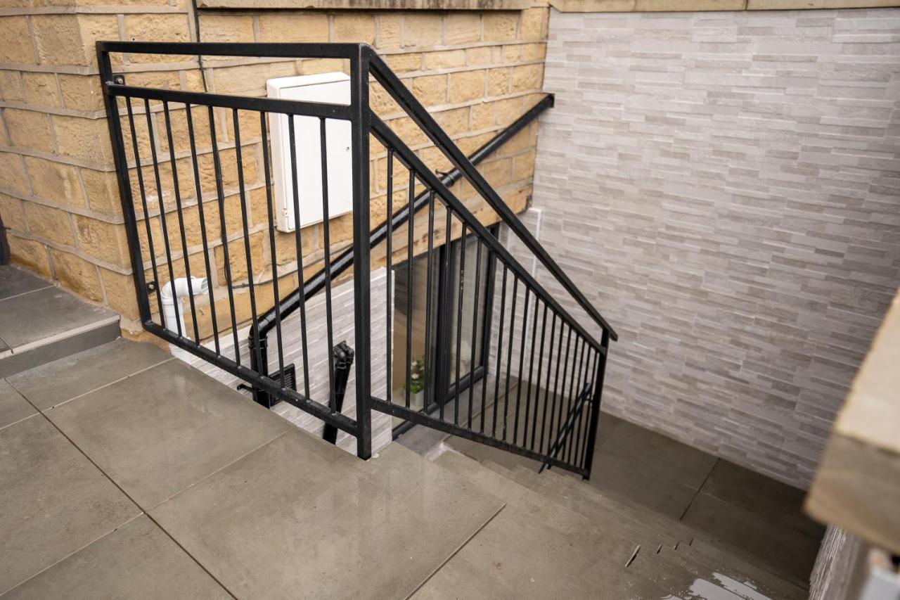 Billie Island Apartments Slaithwaite ภายนอก รูปภาพ